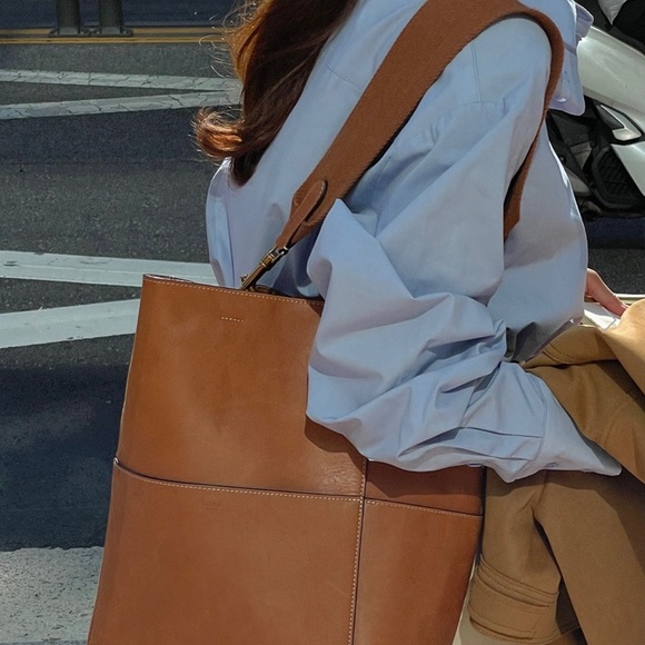 Forever 21 Handbags - Faux leather shoulder bag (forever 21)